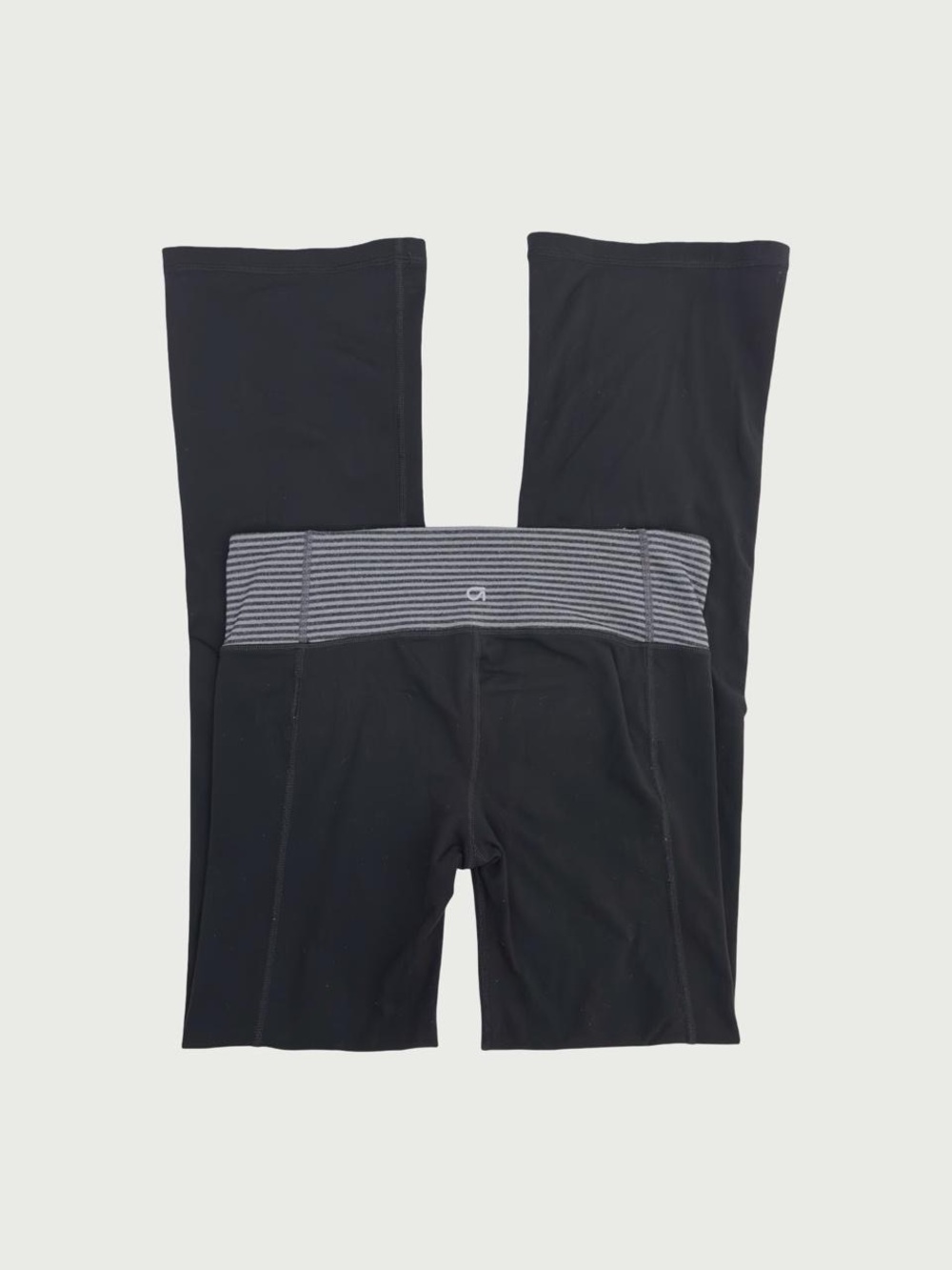 Gap Fit Low Rise Bootcut Leggings